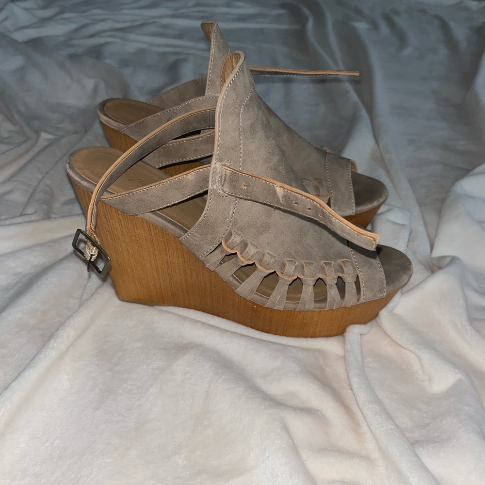 Size 7 wedges - used but in good condition